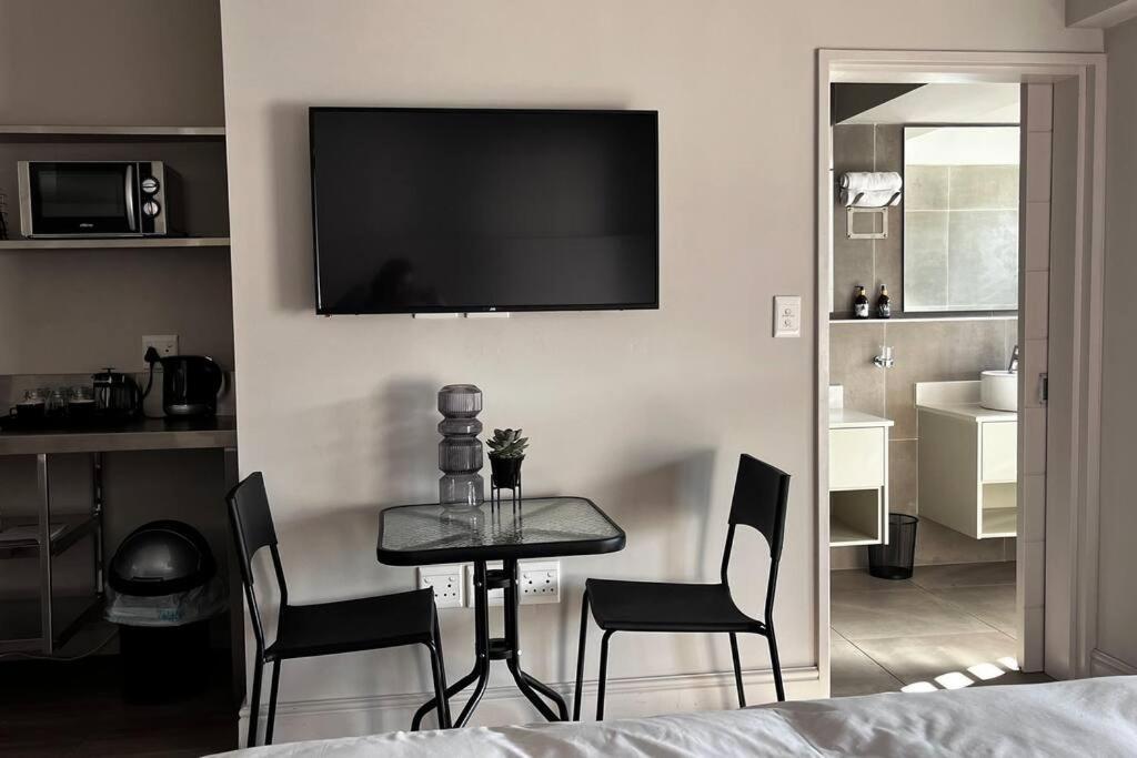 Waterfront No.19 * Hermanus