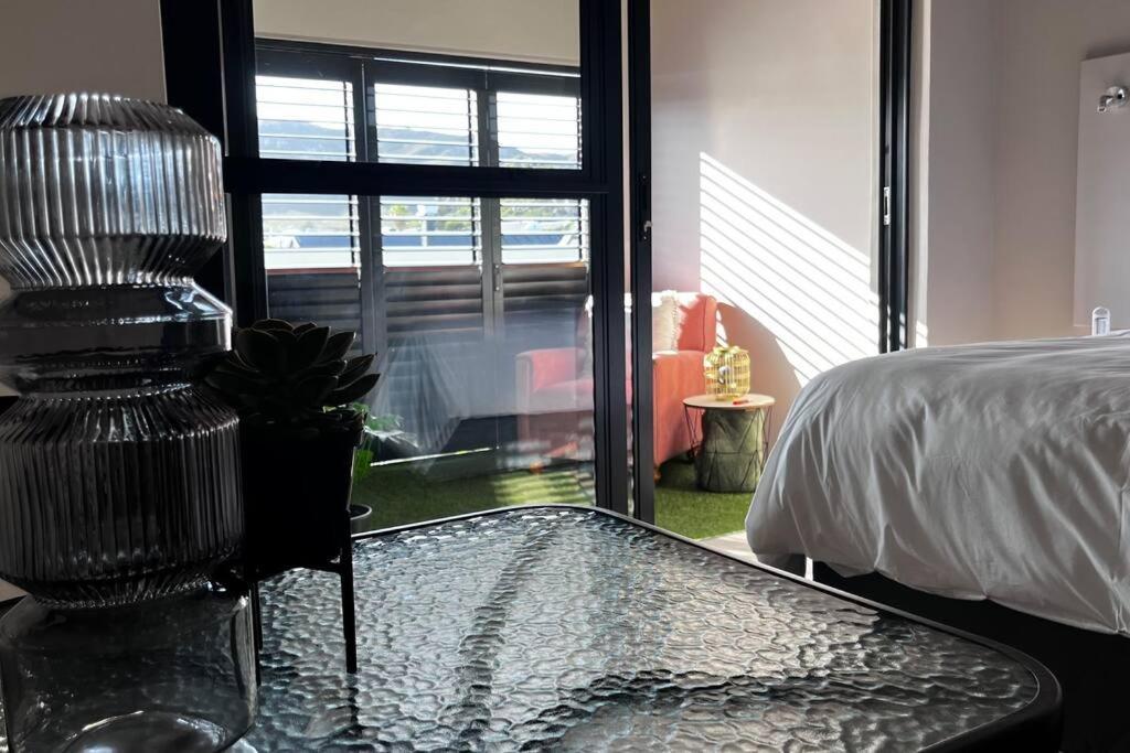 Waterfront No.19 Apartment *